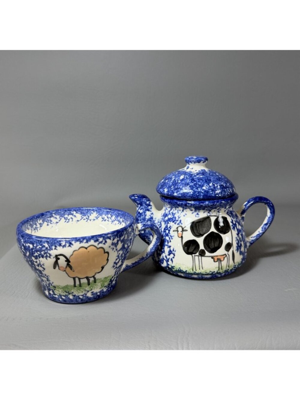 Vintage Signed Studio Pottery Tea for One Set Blue Spongeware Cow Sheep 3pc - Picture 12 of 12